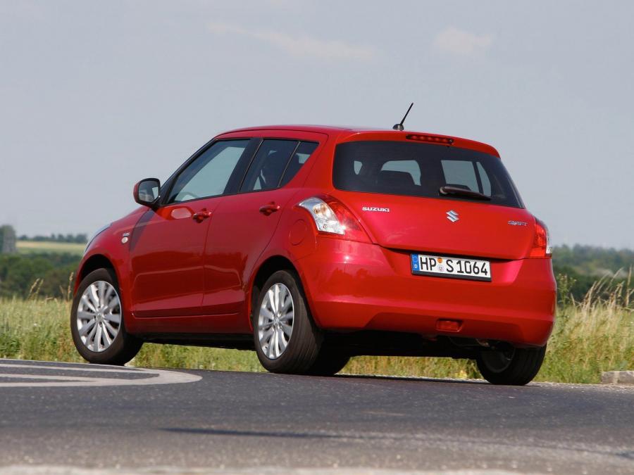  Suzuki Swift 2010 года  (фото 18 из 22)